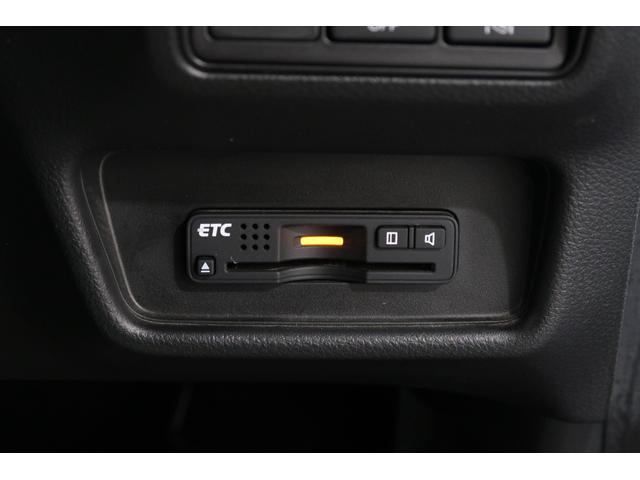 オデッセイ アブソルート・Xホンダセンシング 認定中古車 1年保証付 ワンオーナー ナビ Bカメラ ドラレコ ETC 運転支援 両側パワスラドア 地デジTV ECON 電動シート サイドエアバッグ オットマン 1オーナー キーフリー DVD再生可(18枚目)