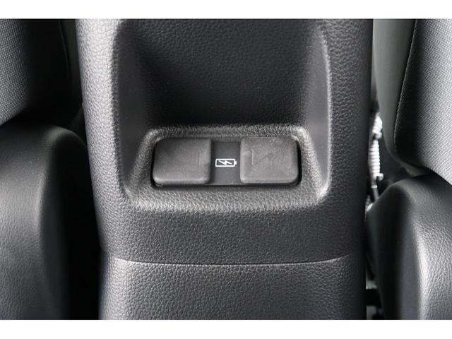 フィット ｅ：ＨＥＶＲＳ　ワンオーナー／ナビ／Ｂｌｕｅｔｏｏｔｈ／バックカメラ／前後ドラレコ／ＥＴＣ／ＣＤ再生／ＤＶＤ再生／ＵＳＢ入力端子／ＬＥＤヘッドライト／スマートキー／ホンダ認定中古車１年保証付　エアバッグ　ナビ＆ＴＶ（10枚目）