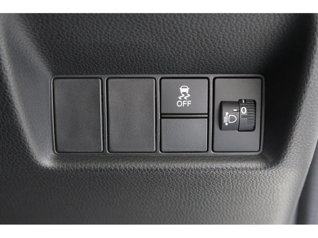 フィット ｅ：ＨＥＶＲＳ　ワンオーナー／ナビ／Ｂｌｕｅｔｏｏｔｈ／バックカメラ／前後ドラレコ／ＥＴＣ／ＣＤ再生／ＤＶＤ再生／ＵＳＢ入力端子／ＬＥＤヘッドライト／スマートキー／ホンダ認定中古車１年保証付　エアバッグ　ナビ＆ＴＶ（12枚目）