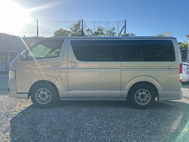 レジアスエースバン ロングスーパーGL 4WD ETC カロッツェリアナビTV Bluetooth 社外アルミ スタッドレスタイヤ 両側スライドドア 5人乗り キーレス タイミングベルト138611km時交換済(5枚目)