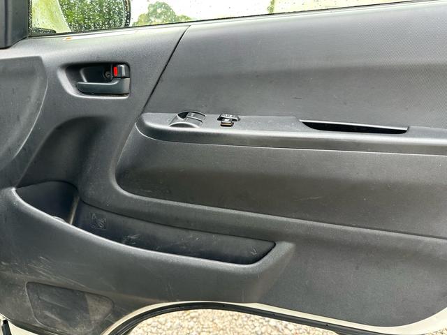 ハイエースバン ロングＤＸ　ＧＬパッケージ　カロッツェリアナビ　フルセグＴＶ　バックカメラ　ドラレコ　社外アルミ　ＥＴＣ　タイミングベルト２９２９７１ｋｍ時交換済（14枚目）