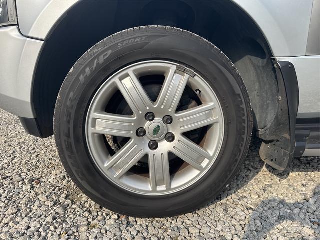 レンジローバー ヴォーグ　４．４Ｌ　Ｖ８エンジンＢＭＷ製　４ＷＤ　走行２８５３０キロ　ネイビーレーザー　ウォルナットインテリア　カンガルーバー　サンルーフ　サイドステップ　エアサス　ＣＤチェンジャー　シートヒーター（10枚目）