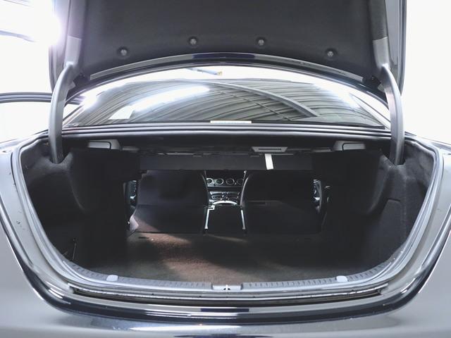 Ｅクラス Ｅ２００　アバンギャルド　ＡＭＧライン　エクスクルーシブパッケージ　Ｂｌｕｅｔｏｏｔｈ接続　ＥＴＣ　ＬＥＤヘッドライト　ＴＶ　アイドリングストップ　クルーズコントロール　コネクテッド機能　サイドカメラ　サンルーフ・ガラスルーフ（32枚目）