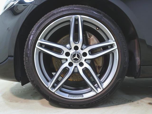 Ｅクラス Ｅ２００　アバンギャルド　ＡＭＧライン　エクスクルーシブパッケージ　Ｂｌｕｅｔｏｏｔｈ接続　ＥＴＣ　ＬＥＤヘッドライト　ＴＶ　アイドリングストップ　クルーズコントロール　コネクテッド機能　サイドカメラ　サンルーフ・ガラスルーフ（35枚目）