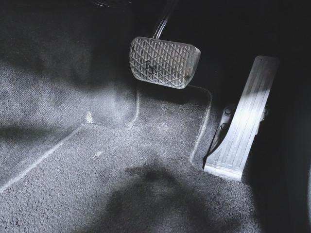 Cクラスステーションワゴン C180 ステーションワゴン アバンギャルド レーダーセーフティーパッケージ ベーシックパッケージ Bluetooth接続 ETC LEDヘッドライト TV アイドリングストップ クルーズコントロール コネクテッド機能 シートヒーター(9枚目)