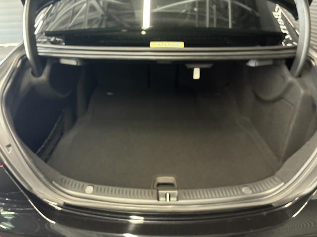 Eクラス E200 スポーツ AMGラインインテリアパッケージ エクスクルーシブパッケージ Bluetooth接続 ETC LEDヘッドライト TV アイドリングストップ クルーズコントロール コネクテッド機能 サイドカメラ(5枚目)