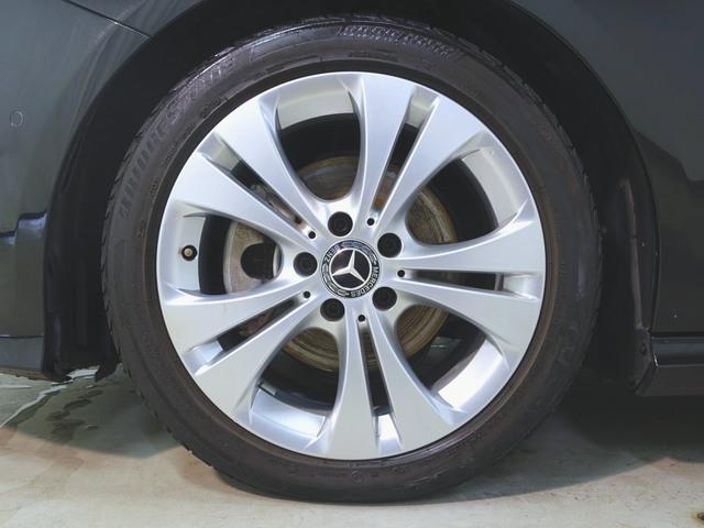 Ｂクラス Ｂ１８０　レーダーセーフティーパッケージ　Ｂｌｕｅｔｏｏｔｈ接続　ＣＤ　ＤＶＤ再生　ＥＴＣ　ＬＥＤヘッドライト　ＴＶ　アイドリングストップ　クルーズコントロール　シートヒーター　トランクスルー　ナビ（35枚目）