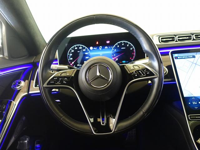 Ｓ５００　４ＭＡＴＩＣ　ロング　ファーストエディション　ＡＭＧライン　Ｂｌｕｅｔｏｏｔｈ接続　ＥＴＣ　ＬＥＤヘッドライト　ＴＶ　アイドリングストップ　オットマン　クルーズコントロール　コネクテッド機能　サイドカメラ　サンルーフ・ガラスルーフ　シートエアコン(17枚目)