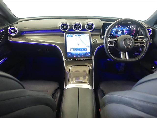 Ｃクラス Ｃ２２０　ｄ　アバンギャルド　ＡＭＧライン　レザーエクスクルーシブパッケージ　ベーシックパッケージ　Ｂｌｕｅｔｏｏｔｈ接続　ＥＴＣ　ＬＥＤヘッドライト　ＴＶ　アイドリングストップ　クルーズコントロール　コネクテッド機能　サイドカメラ（12枚目）