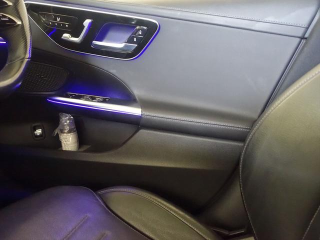 Ｃクラス Ｃ２２０　ｄ　アバンギャルド　ＡＭＧライン　レザーエクスクルーシブパッケージ　ベーシックパッケージ　Ｂｌｕｅｔｏｏｔｈ接続　ＥＴＣ　ＬＥＤヘッドライト　ＴＶ　アイドリングストップ　クルーズコントロール　コネクテッド機能　サイドカメラ（15枚目）