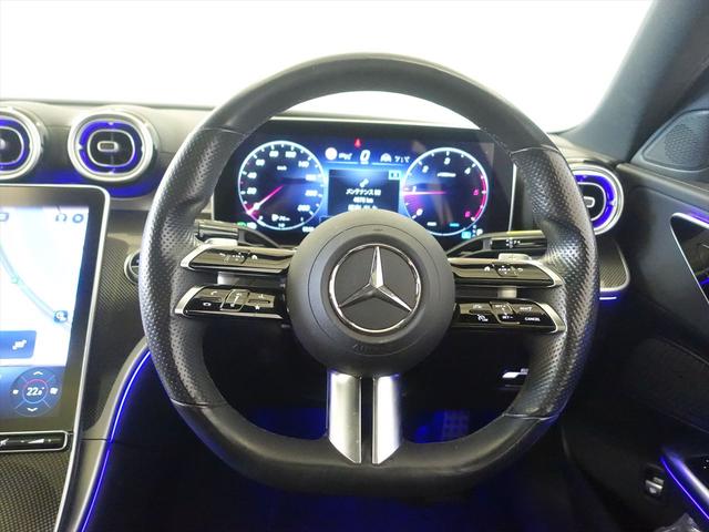 Ｃクラス Ｃ２２０　ｄ　アバンギャルド　ＡＭＧライン　レザーエクスクルーシブパッケージ　ベーシックパッケージ　Ｂｌｕｅｔｏｏｔｈ接続　ＥＴＣ　ＬＥＤヘッドライト　ＴＶ　アイドリングストップ　クルーズコントロール　コネクテッド機能　サイドカメラ（17枚目）