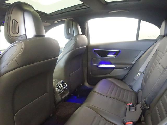 Ｃクラス Ｃ２２０　ｄ　アバンギャルド　ＡＭＧライン　レザーエクスクルーシブパッケージ　ベーシックパッケージ　Ｂｌｕｅｔｏｏｔｈ接続　ＥＴＣ　ＬＥＤヘッドライト　ＴＶ　アイドリングストップ　クルーズコントロール　コネクテッド機能　サイドカメラ（24枚目）