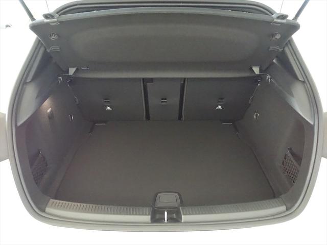 Aクラス A180 スタイル AMGライン レーダーセーフティパッケージ ナビゲーションパッケージ Bluetooth接続 ETC LEDヘッドライト TV アイドリングストップ クルーズコントロール コネクテッド機能 シートヒーター(24枚目)