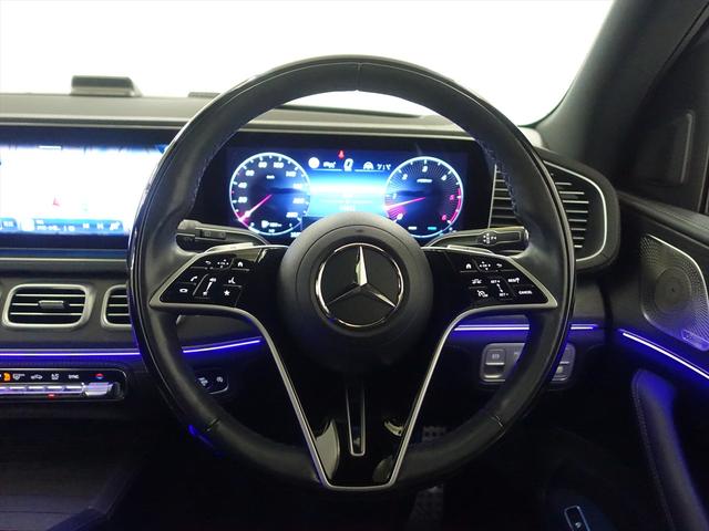 ＧＬＳ ＧＬＳ４５０　ｄ　４ＭＡＴＩＣ　ＡＭＧラインパッケージ　３列シート　Ｂｌｕｅｔｏｏｔｈ接続　ＥＴＣ　ＬＥＤヘッドライト　ＴＶ　アイドリングストップ　クルーズコントロール　コネクテッド機能　サイドカメラ　サンルーフ・ガラスルーフ（17枚目）