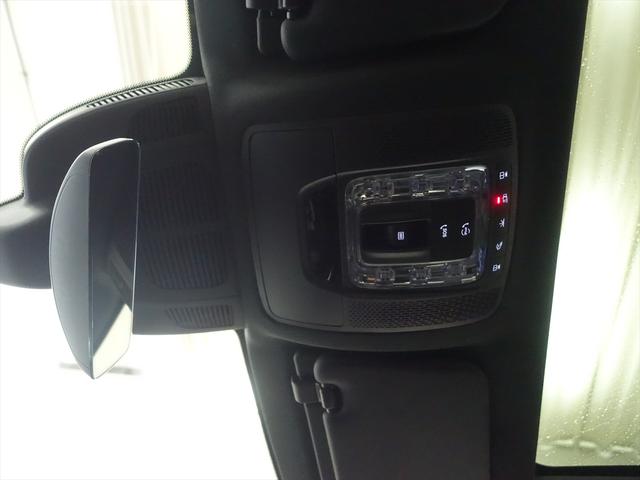 ＧＬＳ ＧＬＳ４５０　ｄ　４ＭＡＴＩＣ　ＡＭＧラインパッケージ　３列シート　Ｂｌｕｅｔｏｏｔｈ接続　ＥＴＣ　ＬＥＤヘッドライト　ＴＶ　アイドリングストップ　クルーズコントロール　コネクテッド機能　サイドカメラ　サンルーフ・ガラスルーフ（20枚目）