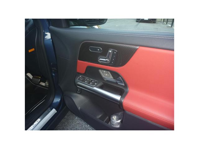 ＧＬＡクラス ＧＬＡ３５　４ＭＡＴＩＣ　ＡＭＧパフォーマンスパッケージ　ＡＭＧアドバンスドパッケージ　Ｂｌｕｅｔｏｏｔｈ接続　ＥＴＣ　ＬＥＤヘッドライト　ＴＶ　アイドリングストップ　クルーズコントロール　コネクテッド機能　サイドカメラ（12枚目）