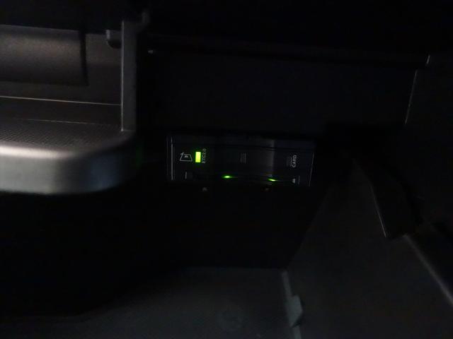 GLB GLB200 d レザーエクスクルーシブパッケージ アドバンスドパッケージ ナビゲーションパッケージ 3列シート Bluetooth接続 ETC LEDヘッドライト TV アイドリングストップ クルーズコントロール(21枚目)