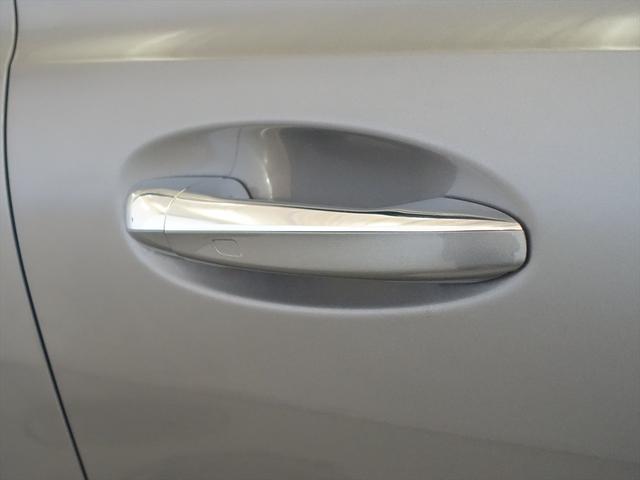 GLB GLB200 d レザーエクスクルーシブパッケージ アドバンスドパッケージ ナビゲーションパッケージ 3列シート Bluetooth接続 ETC LEDヘッドライト TV アイドリングストップ クルーズコントロール(28枚目)