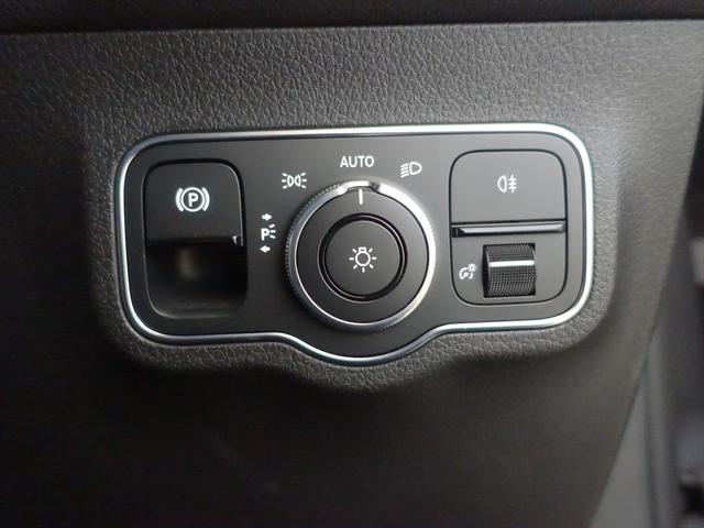 GLB GLB200 d レザーエクスクルーシブパッケージ アドバンスドパッケージ ナビゲーションパッケージ 3列シート Bluetooth接続 ETC LEDヘッドライト TV アイドリングストップ クルーズコントロール(30枚目)