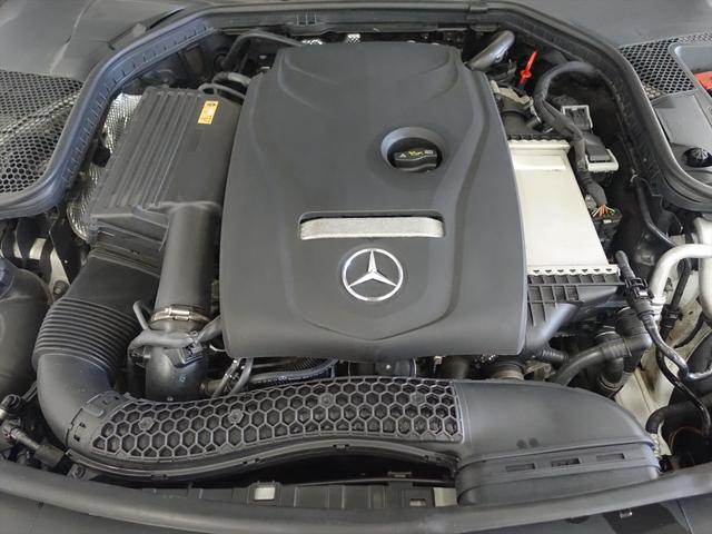 Cクラス C180 ローレウスエディション レーダーセーフティパッケージ Bluetooth接続 CD DVD再生 ETC LEDヘッドライト TV アイドリングストップ クルーズコントロール コネクテッド機能 シートヒーター トランクスルー(9枚目)