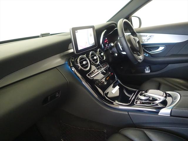 Cクラス C180 ローレウスエディション レーダーセーフティパッケージ Bluetooth接続 CD DVD再生 ETC LEDヘッドライト TV アイドリングストップ クルーズコントロール コネクテッド機能 シートヒーター トランクスルー(19枚目)