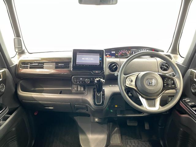 G・EXホンダセンシング 純正メモリナビ フルセグ Bluetooth ステアリングスイッチ バックカメラ 衝突軽減ブレーキ アダプティブクルーズコントロール LEDヘッドライト オートライト ビルトインETC スマートキー(3枚目)