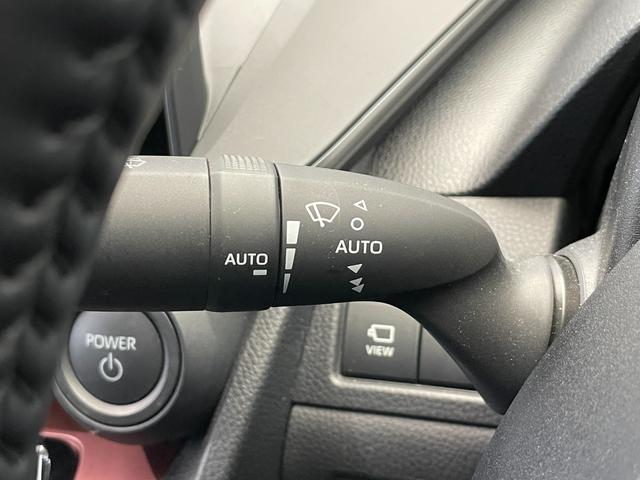 プリウス Ｚ　ワンオーナー　禁煙車　純正１２．３インチディスプレイオーディオ　Ｂｌｕｅｔｏｏｔｈ　トヨタセーフティセンス　アドバンストパーク　運転席パワーシート　シートヒーター　ステアリングヒーター　ワイヤレス充電（18枚目）