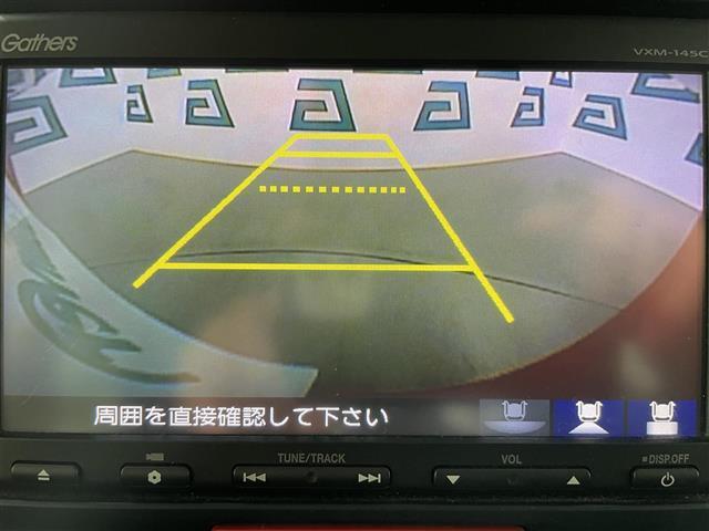 ２トーンカラースタイル　Ｇ・Ａパッケージ　禁煙車　純正７インチＳＤナビ　バックカメラ　両側パワースライドドア　社外ドライブレコーダー　シティブレーキアクティブシステム　ＥＴＣ　オートライト　純正ＨＩＤヘッドライト　ステアリングリモコン(5枚目)