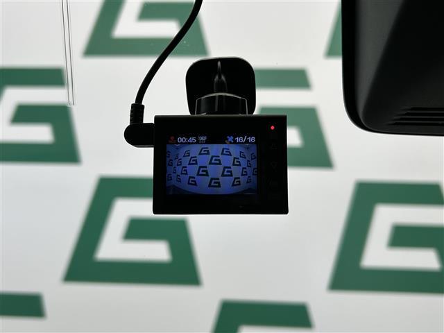 スペーシア ハイブリッドＸ　ナビ　フルセグＴＶ　バックカメラ　衝突軽減ブレーキ　横滑り防止　運転席シートヒーター　後席サーキュレーター　ロール式サンシェード　両側パワースライドドア　ドライブレコーダー　ＥＴＣ　電動格納ミラー（3枚目）