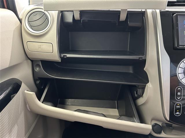 ｅＫワゴン Ｍ　禁煙車　フルセグＴＶ　Ｂｌｕｅｔｏｏｔｈ　ドライブレコーダー　バックカメラ　ＥＴＣ　社外レーダー　運転席シートヒーター　電格ミラー　アルミホイール　フロアマット　リモコンキー　アイドリングストップ（20枚目）