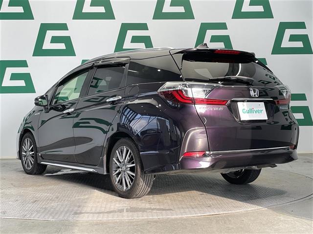 シャトル ハイブリッドＺ　ホンダセンシング　禁煙車　純正ナビ　バックカメラ　ホンダセンシング　衝突軽減　横滑り防止機能　追従型クルーズコントロール　ＬＥＤヘッドライト　オートライト　ＥＴＣ　純正フロアマット　純正アルミホイール　ドアバイザー（43枚目）