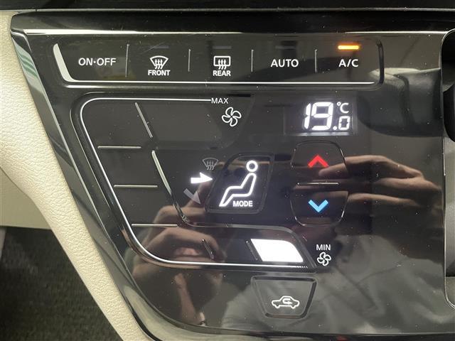 ルークス X 禁煙車 ナビ 全方位カメラ 片側パワースライドドア 横滑り防止機能 オートライト ドライブレコーダー 純正フロアマット ETC 前後コーナーセンサー オートマチックハイビーム ヘッドライトレベライザー(15枚目)