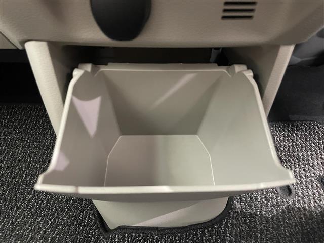 ルークス X 禁煙車 ナビ 全方位カメラ 片側パワースライドドア 横滑り防止機能 オートライト ドライブレコーダー 純正フロアマット ETC 前後コーナーセンサー オートマチックハイビーム ヘッドライトレベライザー(18枚目)