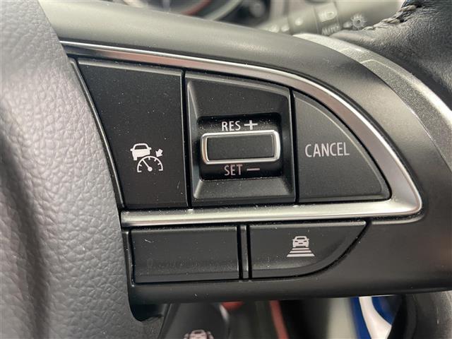 スイフト ＲＳ　ディスプレイオーディオ　Ｂｌｕｅｔｏｏｔｈ　バックカメラ　スズキセーフティサポート　デュアルセンサーブレーキサポート　レーダークルーズコントロール　ＥＴＣ　シートヒーター　ドライブレコーダー（8枚目）