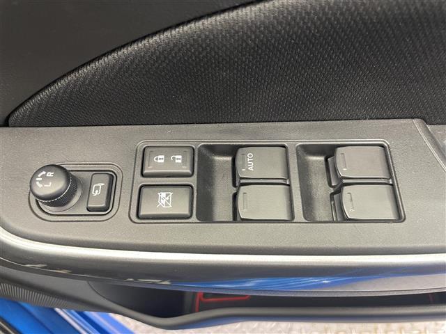 スイフト ＲＳ　ディスプレイオーディオ　Ｂｌｕｅｔｏｏｔｈ　バックカメラ　スズキセーフティサポート　デュアルセンサーブレーキサポート　レーダークルーズコントロール　ＥＴＣ　シートヒーター　ドライブレコーダー（15枚目）