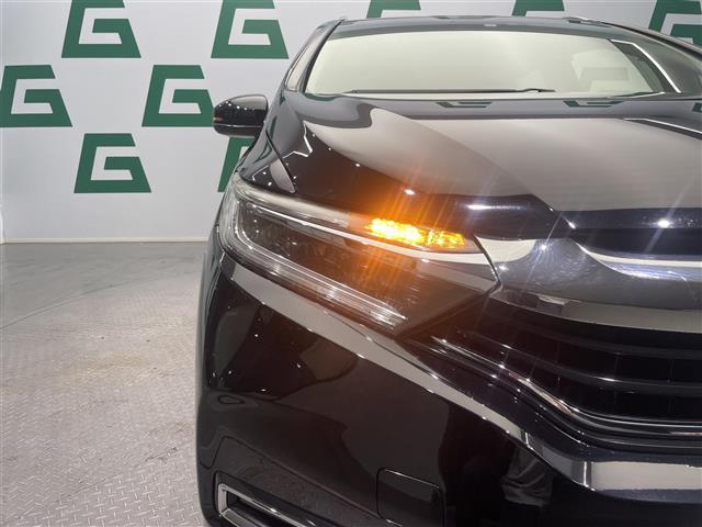シャトル ハイブリッドZ ホンダセンシング 禁煙車 ホンダセンシング 純正8インチナビ バックカメラ クルーズコントロール 純正フロアマット 前席シートヒーター LEDヘッドライト オートライト 革巻きステアリング ETC 純正アルミホイール(36枚目)