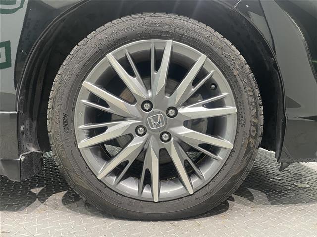 シャトル ハイブリッドZ ホンダセンシング 禁煙車 ホンダセンシング 純正8インチナビ バックカメラ クルーズコントロール 純正フロアマット 前席シートヒーター LEDヘッドライト オートライト 革巻きステアリング ETC 純正アルミホイール(39枚目)