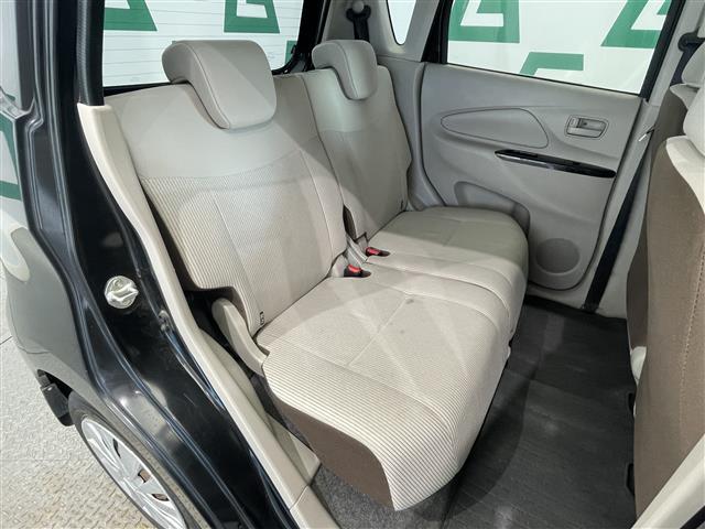 デイズ J ワンオーナー 禁煙車 オーディオ 衝突被害軽減 横滑り防止機能 電格ミラー 純正フロアマット ステアリングリモコン ドアバイザー ヘッドライトレベライザー ベンチシート CD AM FM リモコンキー(22枚目)