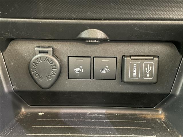 ライズ Ｚ　ワンオーナー　禁煙車　純正９インチディスプレイオーディオ　全方位カメラ　スマートアシスト　追従型クルーズコントロール　前席シートヒーター　前後コーナーセンサー　ＬＥＤヘッドライト　ＥＴＣ　フロアマット（4枚目）