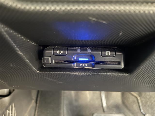 ライズ Ｚ　ワンオーナー　禁煙車　純正９インチディスプレイオーディオ　全方位カメラ　スマートアシスト　追従型クルーズコントロール　前席シートヒーター　前後コーナーセンサー　ＬＥＤヘッドライト　ＥＴＣ　フロアマット（14枚目）