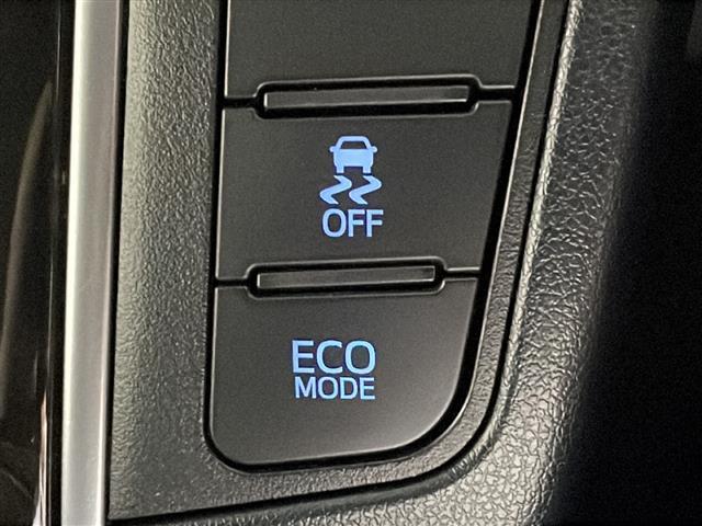 ヴェルファイア ２．５Ｚ　Ａエディション　ゴールデンアイズ　禁煙車　Ｗサンルーフ　純正９インチメモリナビ（ＣＤ／ＤＶＤ／ＢＴ／フルセグＴＶ）　バックモニター　レーダークルーズコントロール　両側パワースライドドア　パワーバックドア　コーナーセンサー　ハーフレザ－（17枚目）