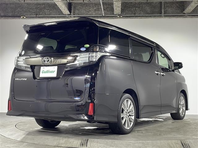 ヴェルファイア ２．５Ｚ　Ａエディション　ゴールデンアイズ　禁煙車　Ｗサンルーフ　純正９インチメモリナビ（ＣＤ／ＤＶＤ／ＢＴ／フルセグＴＶ）　バックモニター　レーダークルーズコントロール　両側パワースライドドア　パワーバックドア　コーナーセンサー　ハーフレザ－（35枚目）