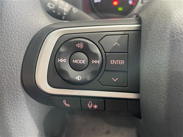 アトレー ＲＳ　禁煙車　６．８インチディスプレイオーディオ　両側パワースライドドア　４ＷＤ　前後コーナーセンサー　スマートアシスト　バックカメラ　ＬＥＤオートライト　ＥＴＣ　純正フロアマット　オートマチックハイビーム（7枚目）