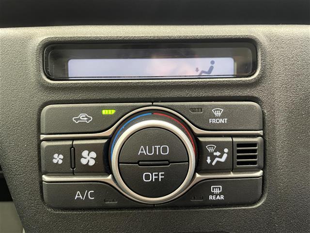 アトレー ＲＳ　禁煙車　６．８インチディスプレイオーディオ　両側パワースライドドア　４ＷＤ　前後コーナーセンサー　スマートアシスト　バックカメラ　ＬＥＤオートライト　ＥＴＣ　純正フロアマット　オートマチックハイビーム（17枚目）