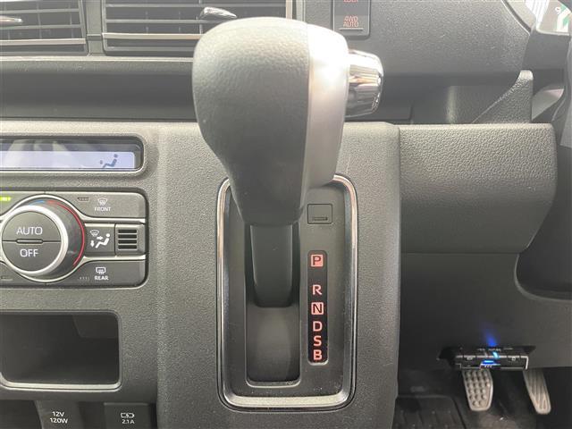 アトレー ＲＳ　禁煙車　６．８インチディスプレイオーディオ　両側パワースライドドア　４ＷＤ　前後コーナーセンサー　スマートアシスト　バックカメラ　ＬＥＤオートライト　ＥＴＣ　純正フロアマット　オートマチックハイビーム（18枚目）