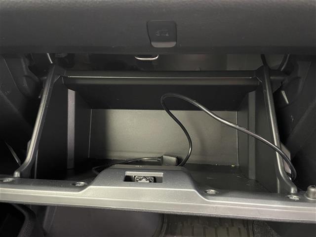 アトレー ＲＳ　禁煙車　６．８インチディスプレイオーディオ　両側パワースライドドア　４ＷＤ　前後コーナーセンサー　スマートアシスト　バックカメラ　ＬＥＤオートライト　ＥＴＣ　純正フロアマット　オートマチックハイビーム（20枚目）