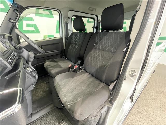 アトレー ＲＳ　禁煙車　６．８インチディスプレイオーディオ　両側パワースライドドア　４ＷＤ　前後コーナーセンサー　スマートアシスト　バックカメラ　ＬＥＤオートライト　ＥＴＣ　純正フロアマット　オートマチックハイビーム（24枚目）