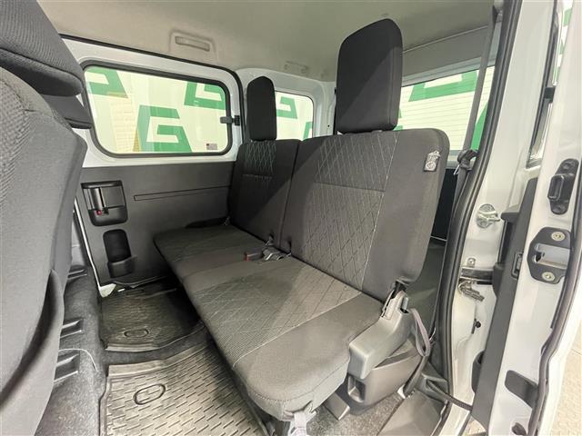 アトレー ＲＳ　禁煙車　６．８インチディスプレイオーディオ　両側パワースライドドア　４ＷＤ　前後コーナーセンサー　スマートアシスト　バックカメラ　ＬＥＤオートライト　ＥＴＣ　純正フロアマット　オートマチックハイビーム（26枚目）