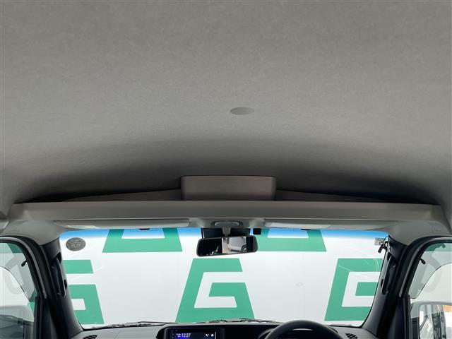 アトレー ＲＳ　禁煙車　６．８インチディスプレイオーディオ　両側パワースライドドア　４ＷＤ　前後コーナーセンサー　スマートアシスト　バックカメラ　ＬＥＤオートライト　ＥＴＣ　純正フロアマット　オートマチックハイビーム（29枚目）