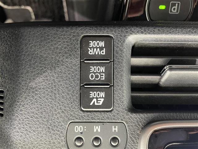 ノア ハイブリッドＳｉ　ダブルバイビー　禁煙車　トヨタセーフティセンスＣ　純正後席モニター　モデリスタエアロ　純正９インチナビ　Ｂｌｕｅｔｏｏｔｈ　フルセグＴＶ　ＥＴＣ　全席オートパワーウィンドウ　両側パワースライドドア　純正フロアマット（19枚目）